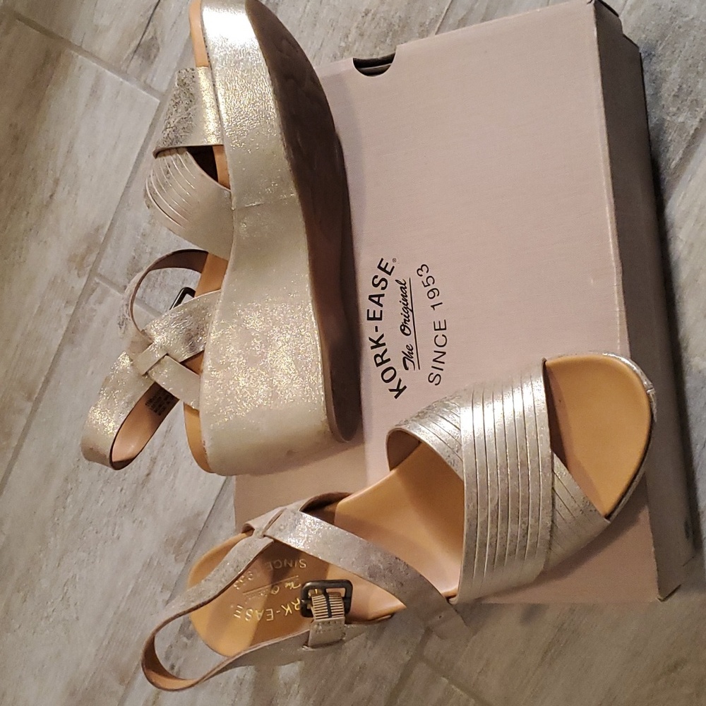 Golden Kork Ease Wedges